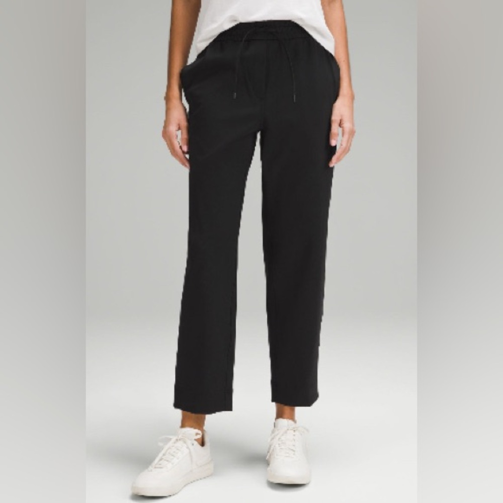 Lululemon Tapered-Leg Mid Rise Pant 7/8 *Luxtreme*